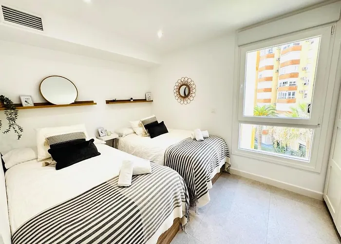 Amazing Premium Close To